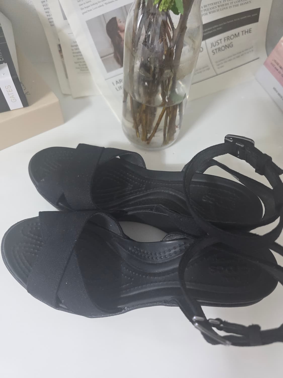 크록스 블랙 웨지 샌들 230 상품이미지2