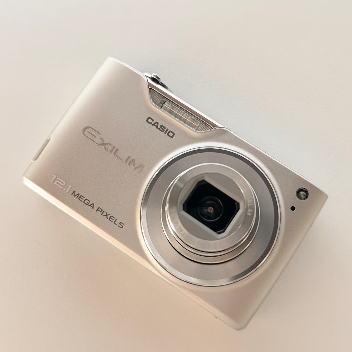 ✨태연 픽 업그레이드 모델 미품✨ 카시오 엑슬림 EX-Z450 실버 상품이미지5