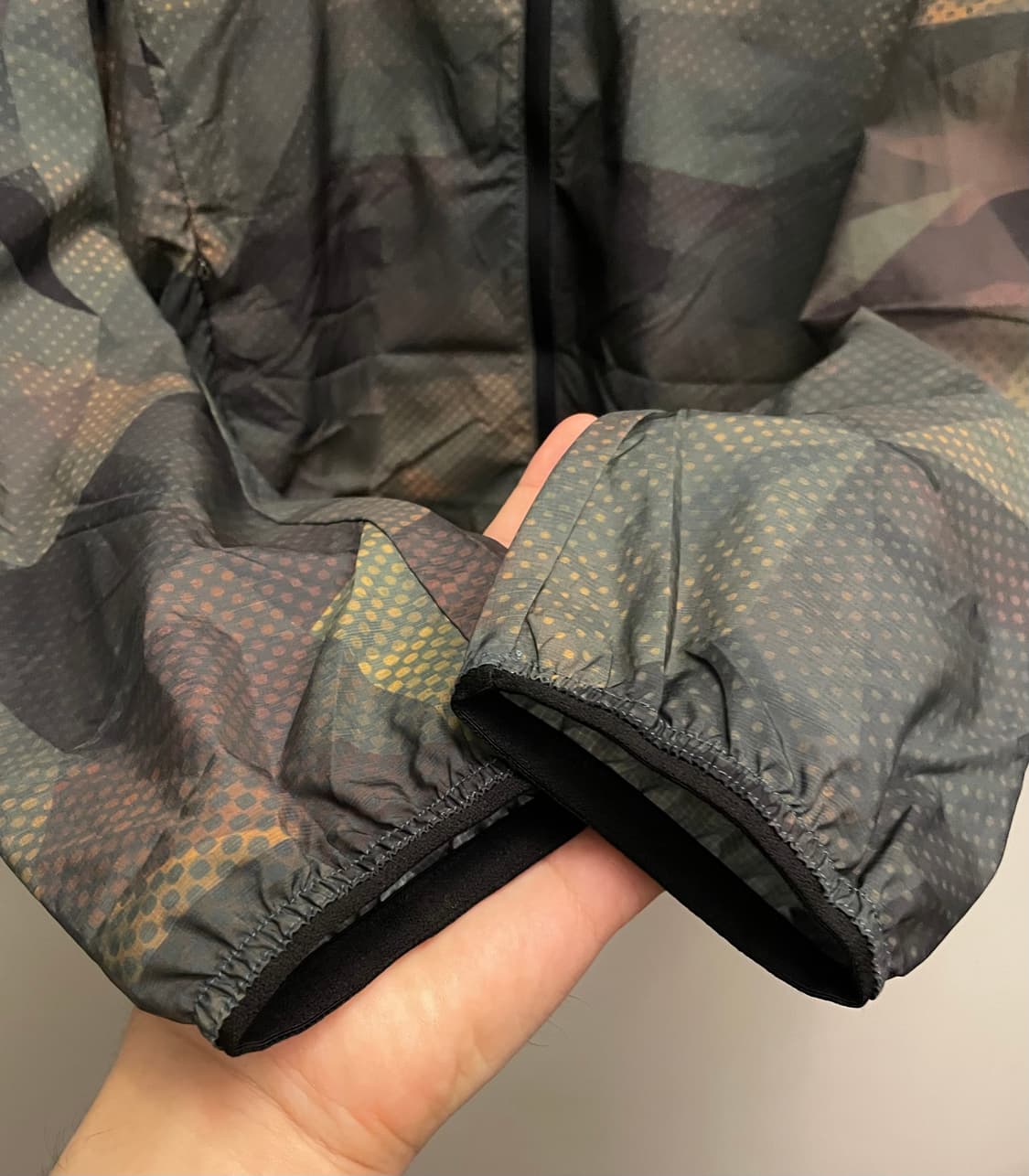 (S~M)OAKLEY 오클리 카모플라주 폴리 경량 바람막이 러닝 상품이미지5