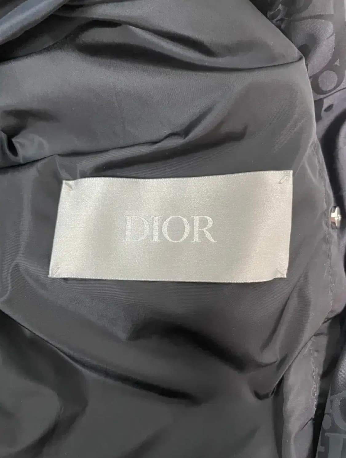 새상품 디올 오블리크 패딩 46 영수증O 블랙 상품이미지4