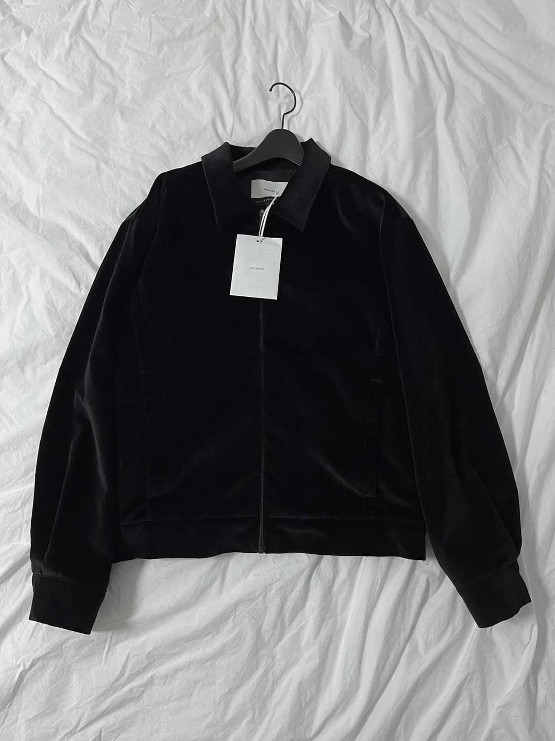 아모멘토 벨벳 점퍼 상품이미지2