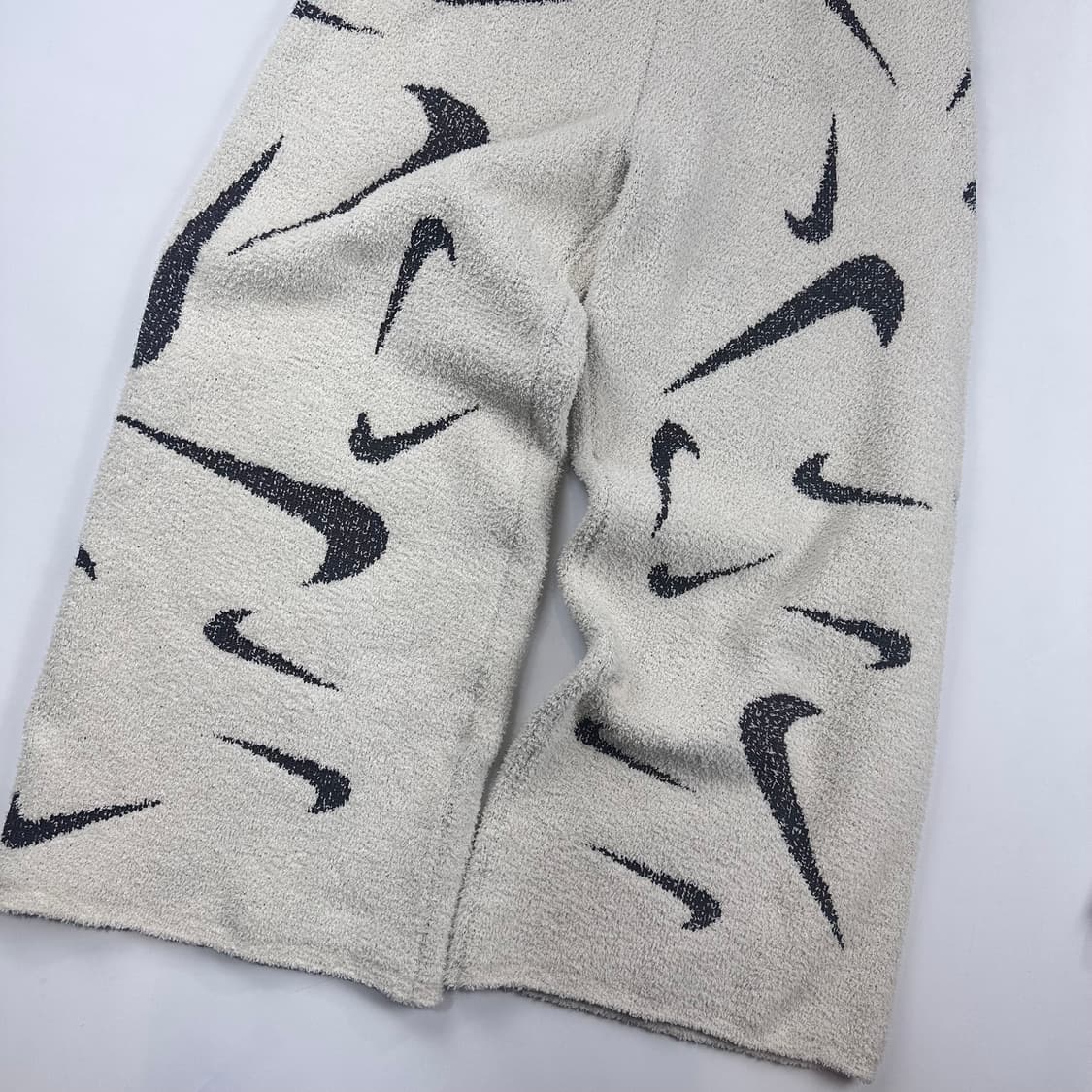 나이키 피닉스 코지 부클레 하이웨이스트 와이드 니트 팬츠 상품이미지3