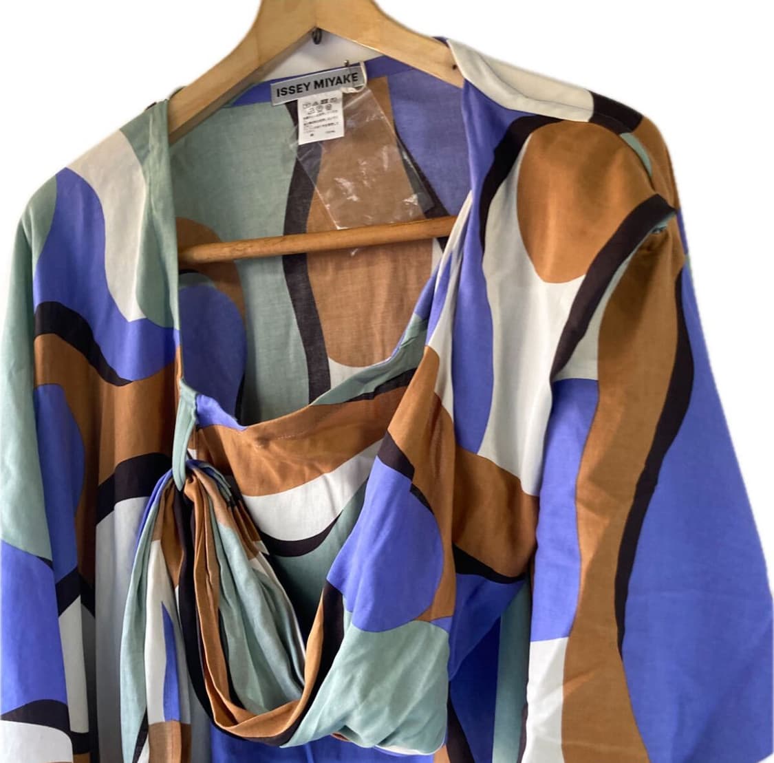 이세이미야케 패턴 폰쵸 케이프 새상품 상품이미지3