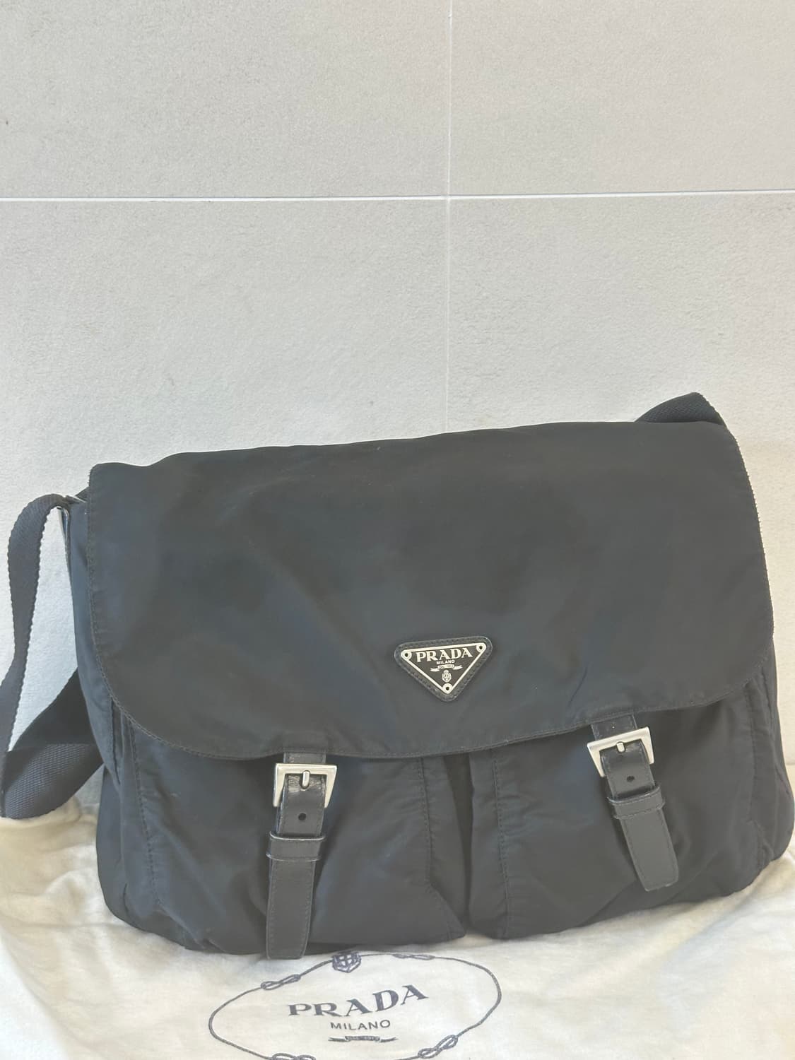 정품 프라다 포코노 나일론 투포켓 메신저백 크로스백 상품이미지4
