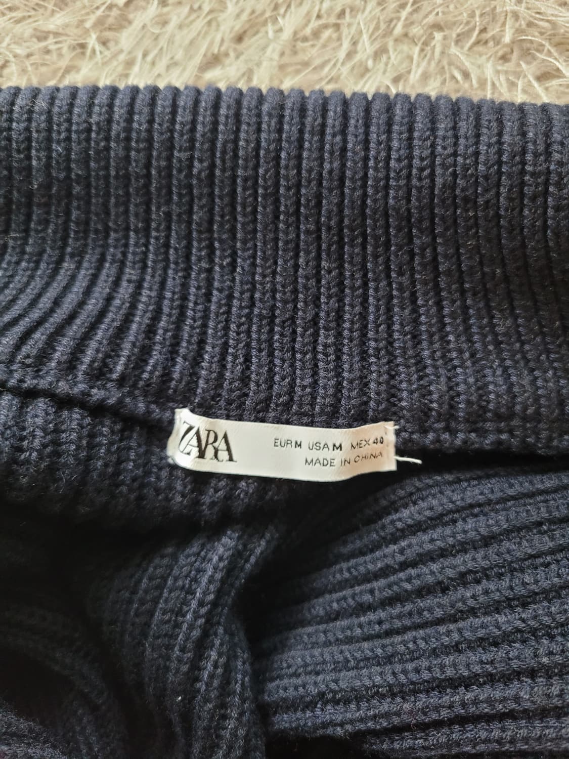 자라 반집업 니트 상품이미지4