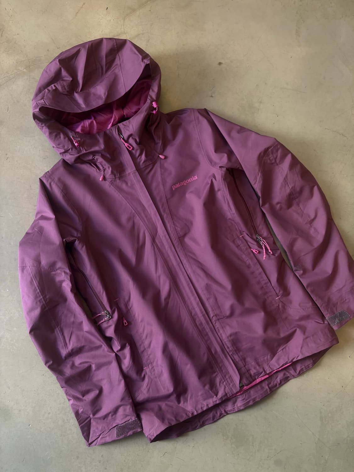 파타고니아 바람막이 자켓 우먼 상품이미지1