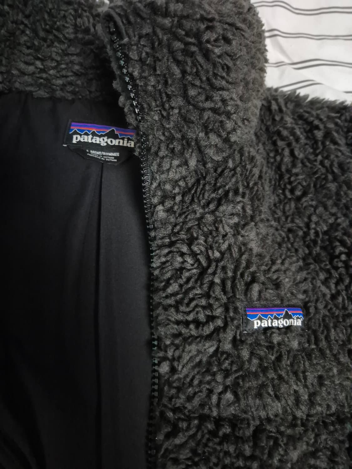 파타고니아 플리스 다운자켓 블랙 L 상품이미지3