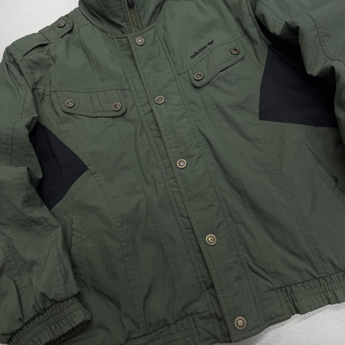 아디다스 80s 카키 항공 점퍼 자켓 상품이미지4