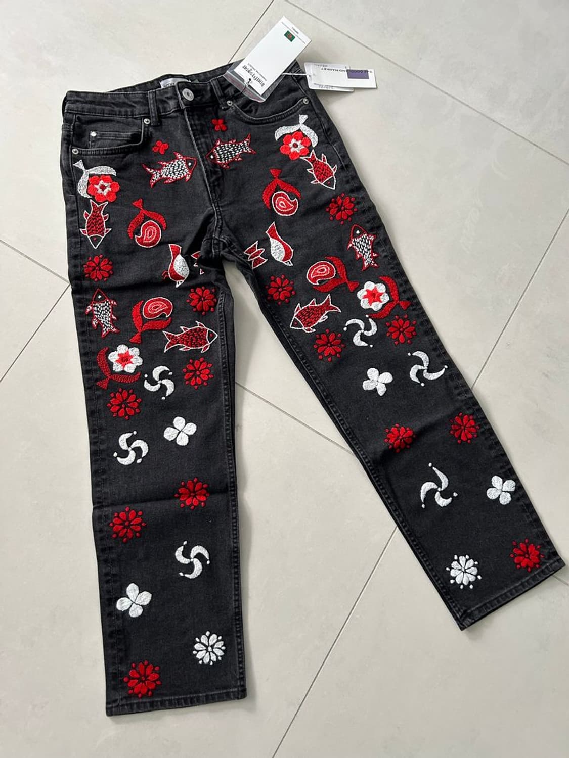 HAND EMBO DENIM PANTS 핸드 엠보싱 데님 팬츠 상품이미지1