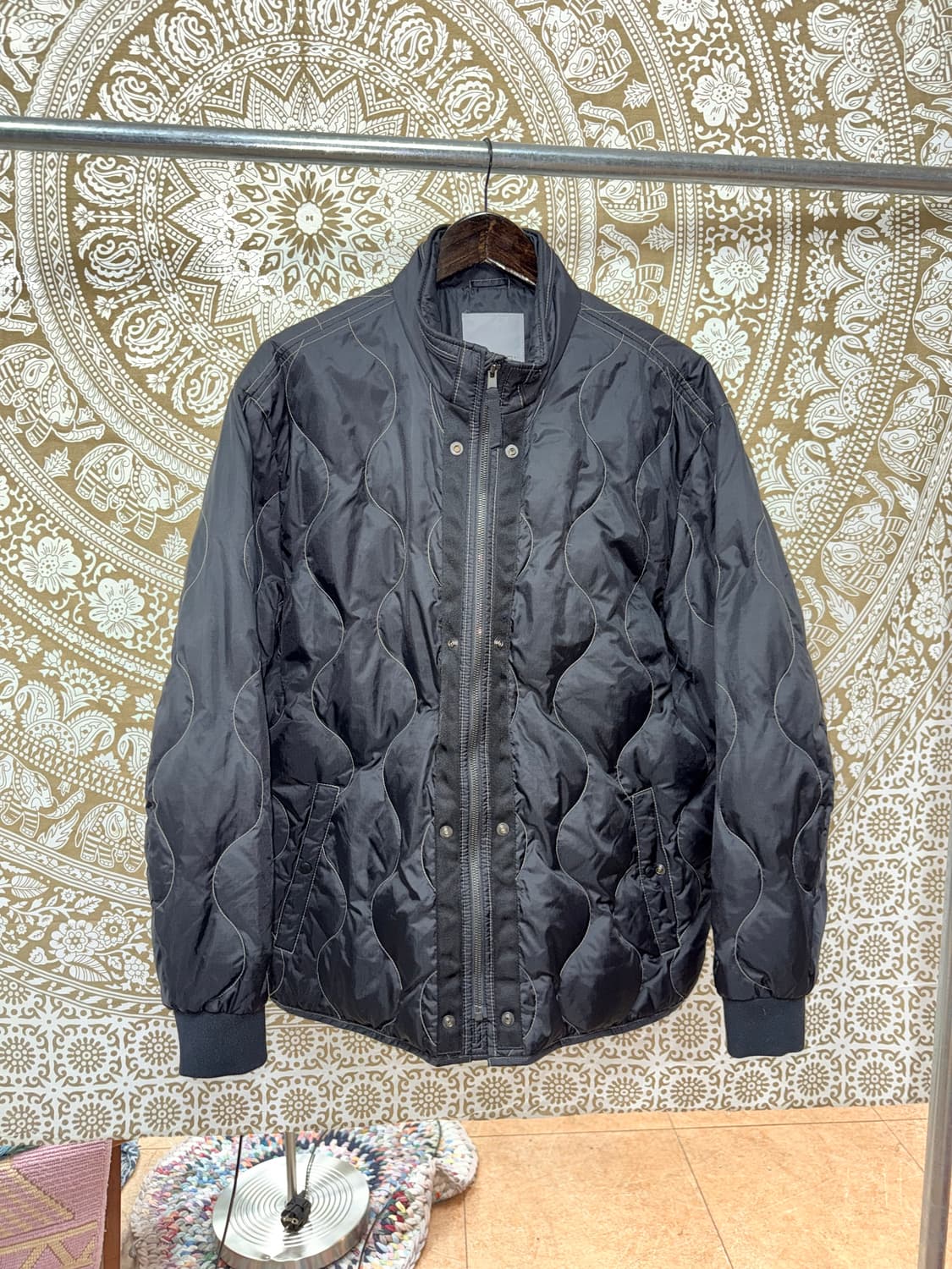 시리즈에피그램 퀼팅 스티치 구스다운 경량패딩  상품이미지3