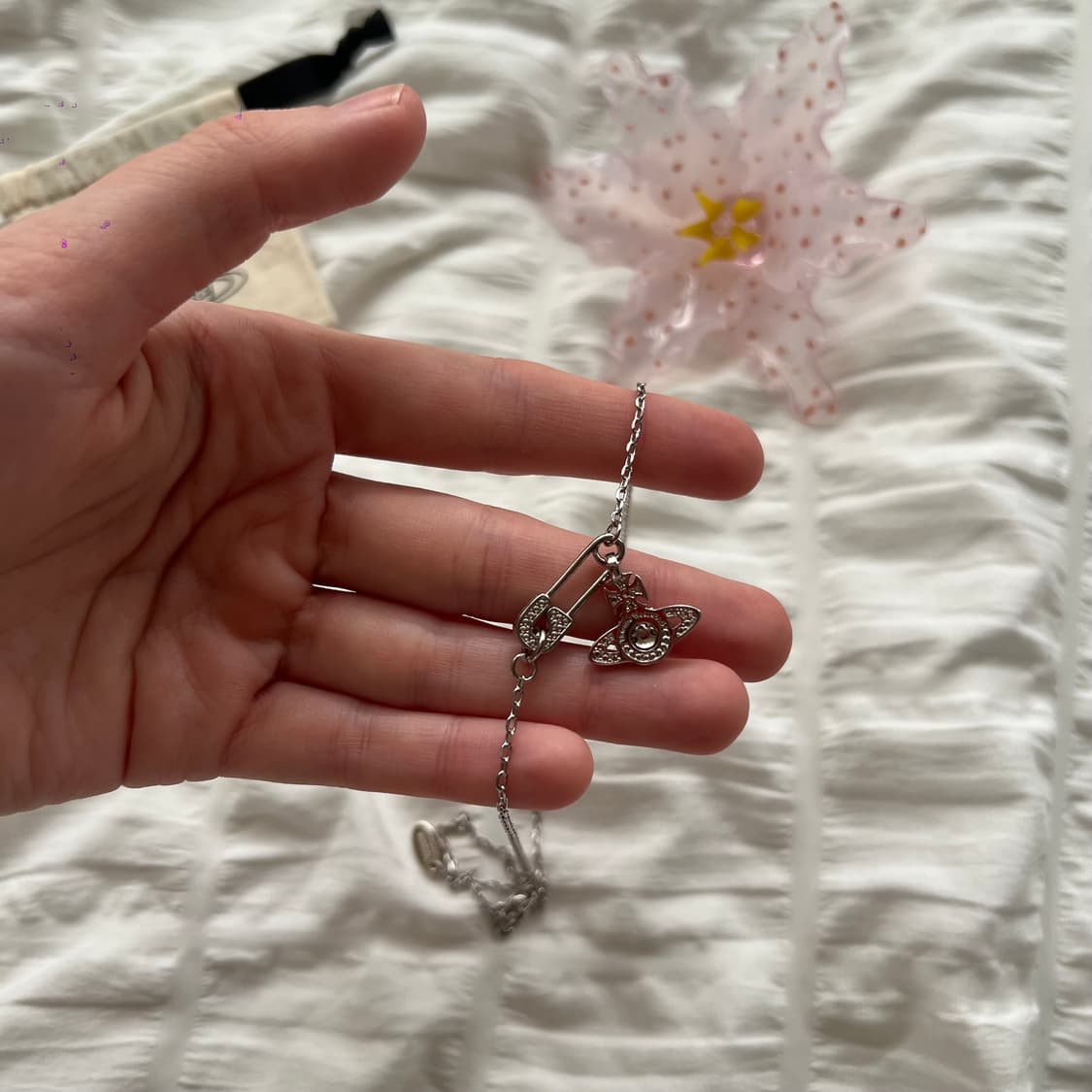 비비안웨스트우드 세이프티 핀 펜던트 목걸이 상품이미지8