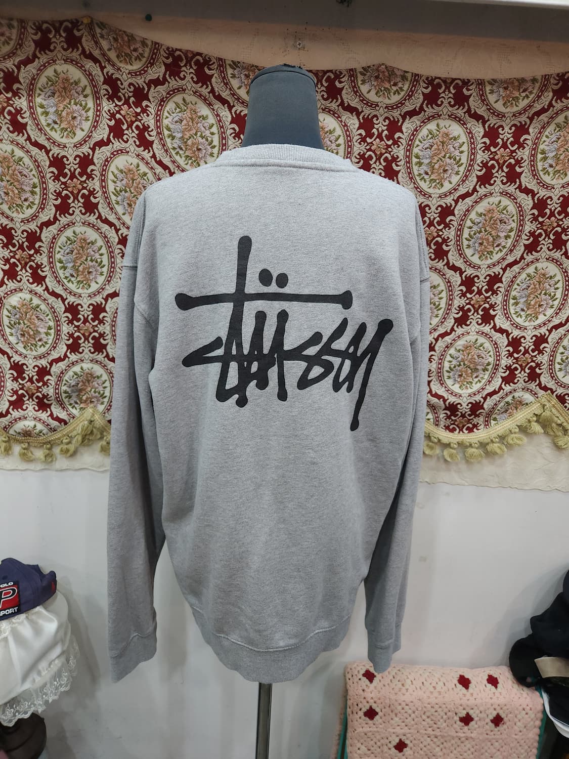 스투시 그레이 스탁 빅로고 맨투맨

 상품이미지9