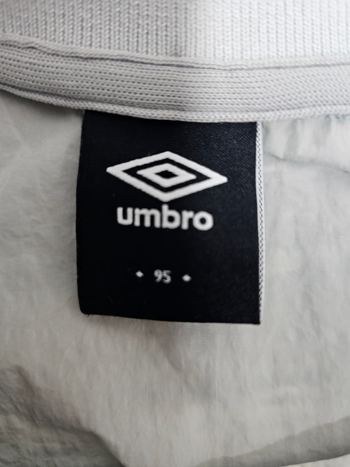 엄브로 우븐 아노락 바람막이 M 상품이미지3