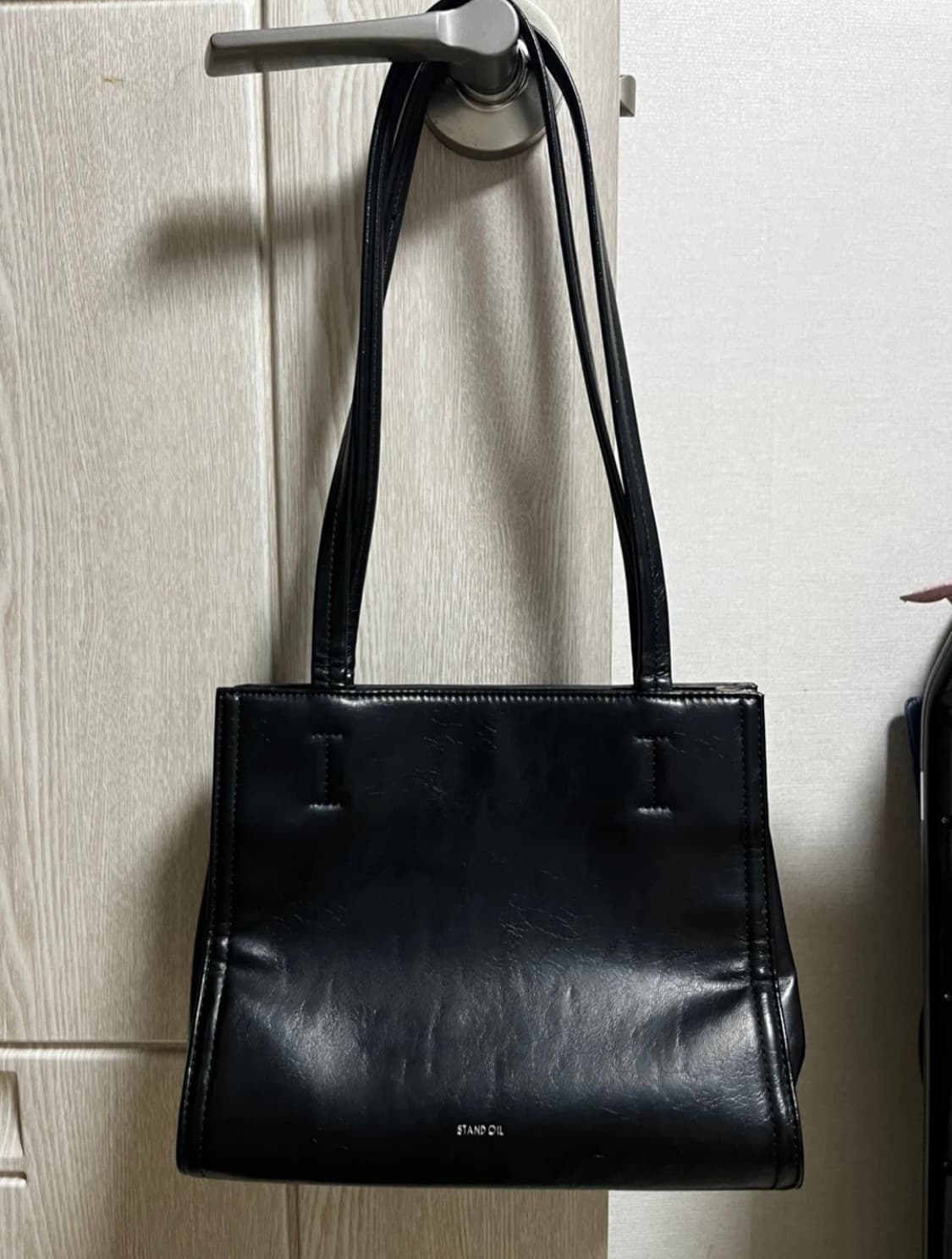 스탠드오일 오블롱백 미니 블랙 상품이미지3