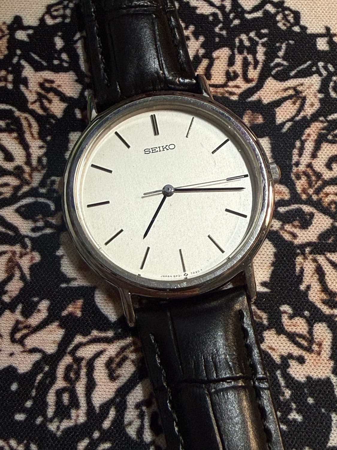 SEIKO 빈티지 쿼츠 시계 상품이미지2