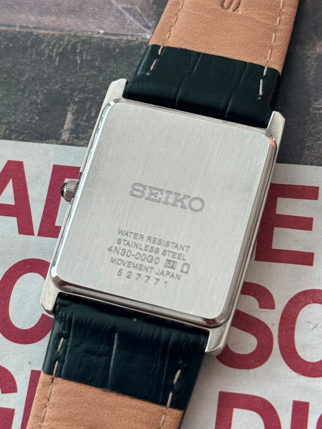 Seiko 세이코 Essentials Tank Quartz 상품이미지5