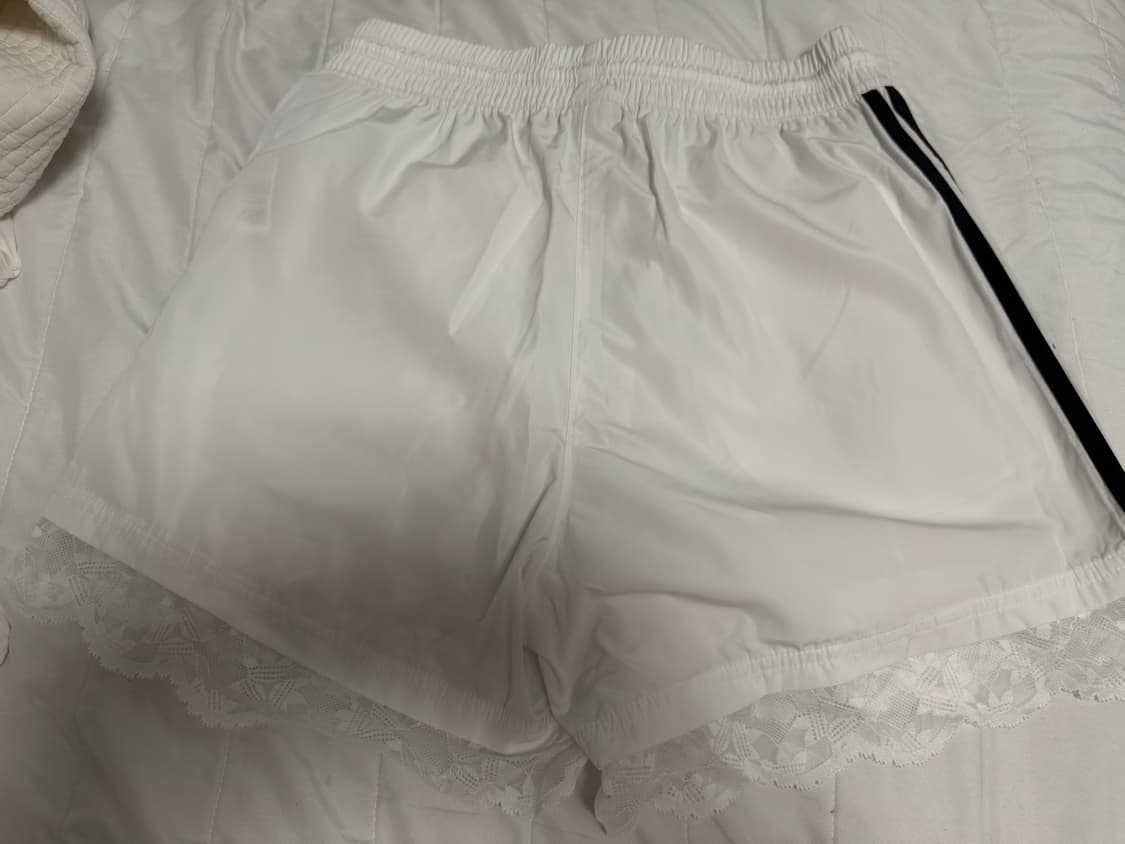 (새상품 )아디다스 레이스 트림쇼츠 화이트 S 상품이미지5