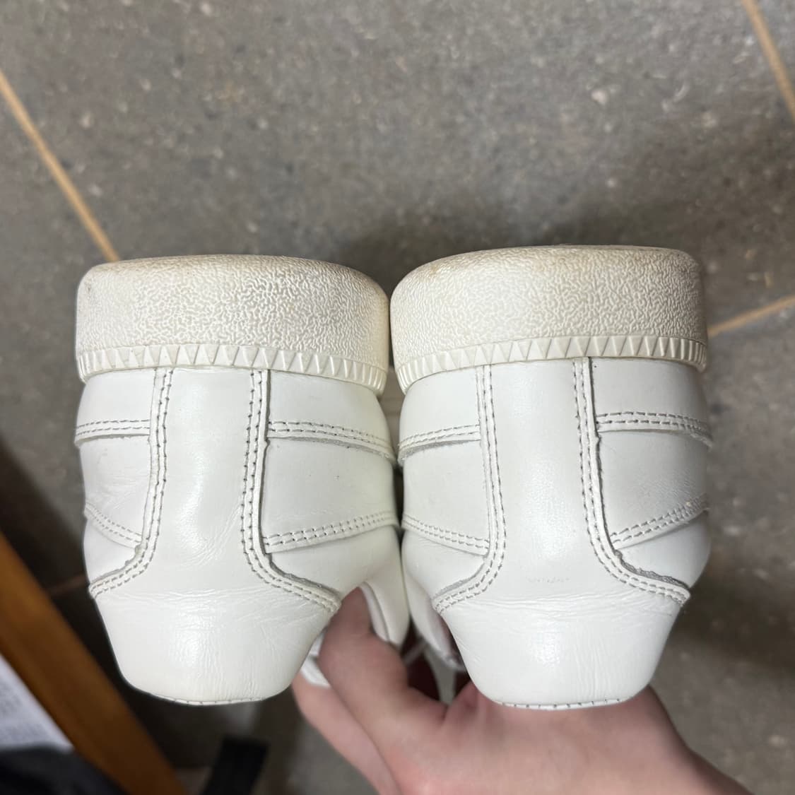 페몬트 드레스 화이트 260 상품이미지3