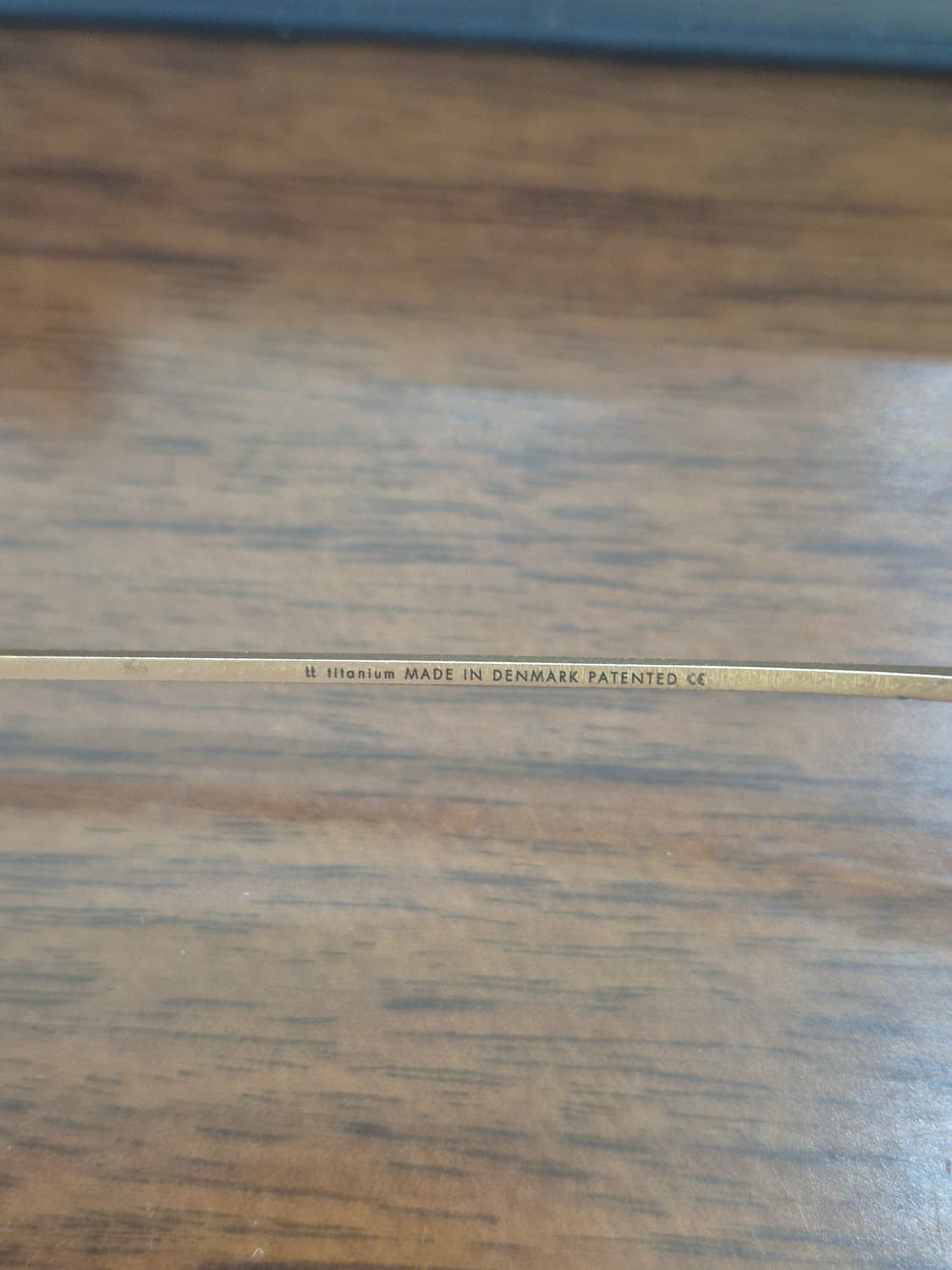 린드버그 씬타늄 5507 골드 투브릿지 안경테 상품이미지8