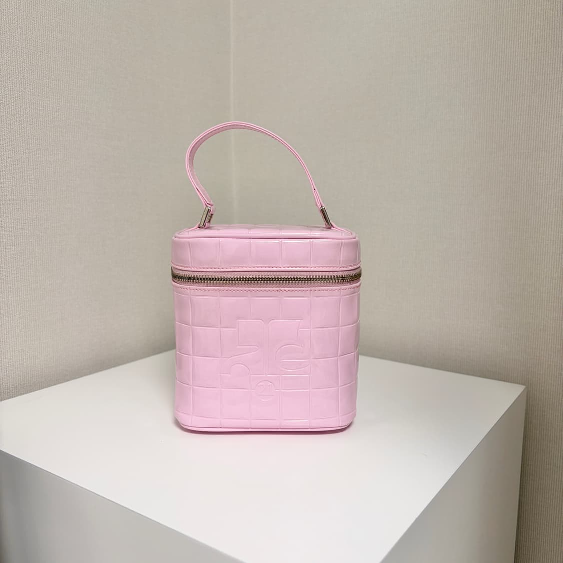 꾸레쥬 핑크 베니티 백 상품이미지2