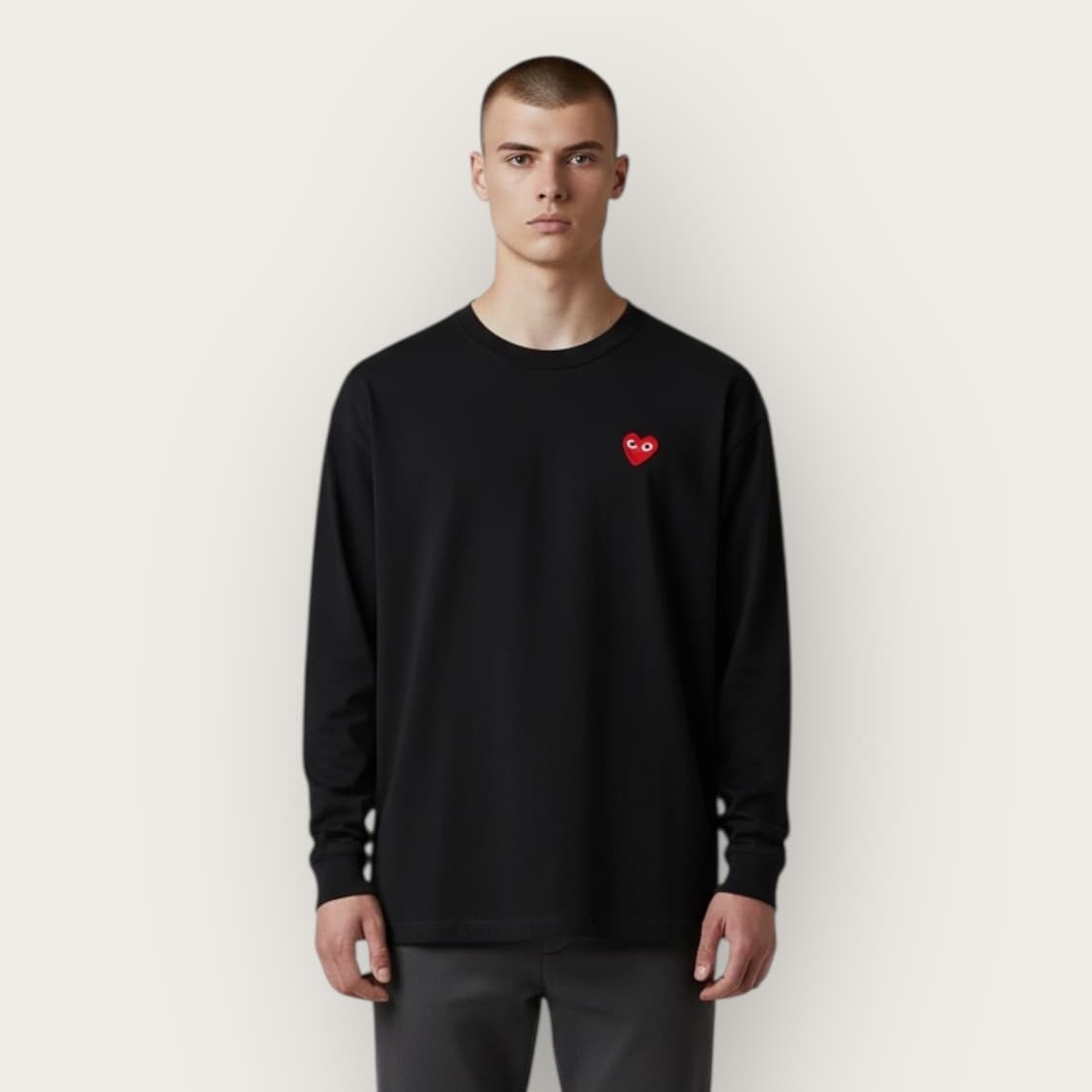 100/ 꼼데가르송 레드와펜 블랙 긴팔티 상품이미지1