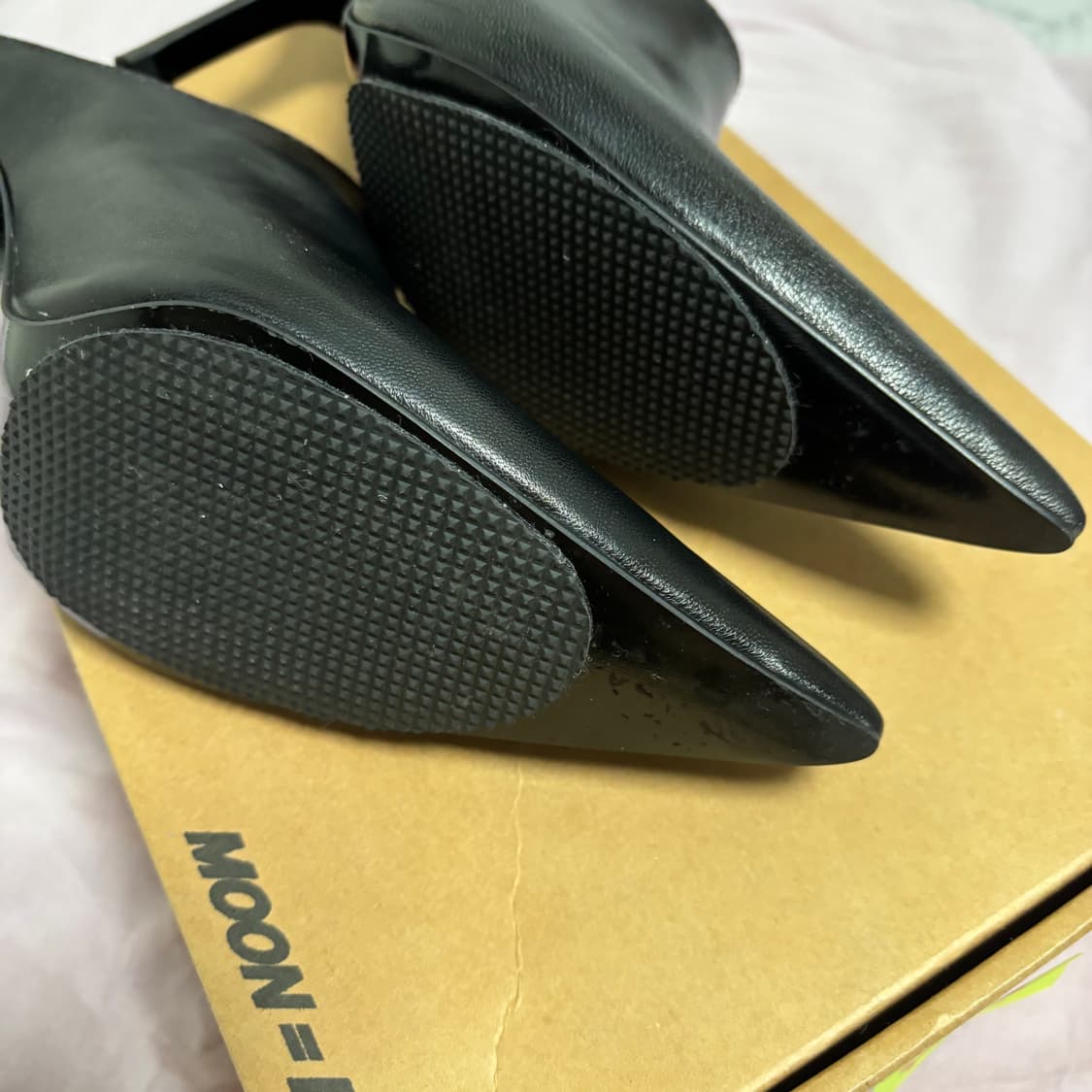 문이퀄블루 리얼 레더 하이힐 포인티트 토 뮬 250 상품이미지7