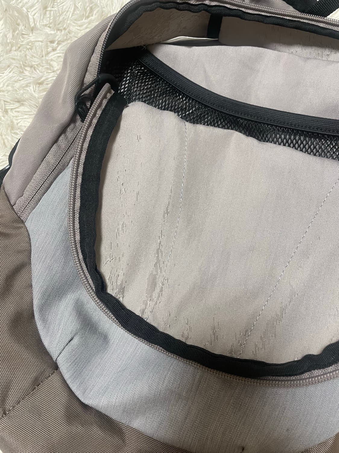 미스치프 롬버스 백팩 핑크그레이 상품이미지2