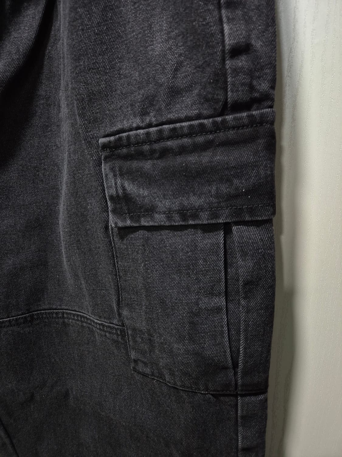 (세일)(새상품)워싱 데님 카고 조거 팬츠. 블랙 상품이미지6