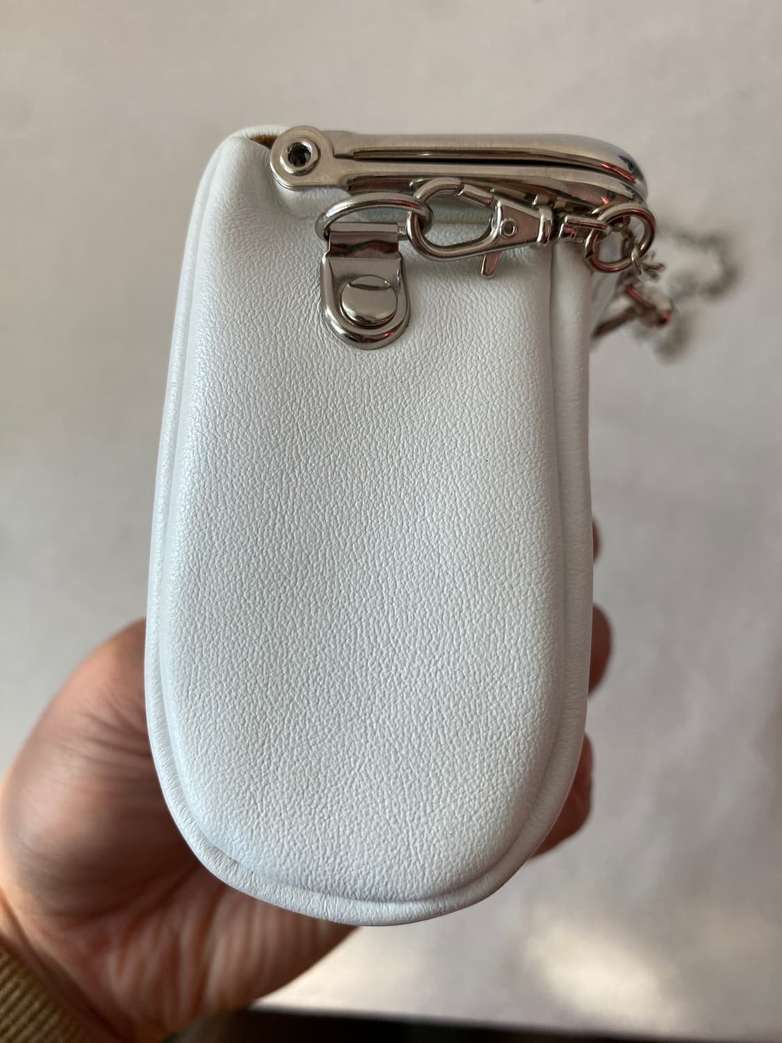 tta 화이트 미니백 상품이미지6