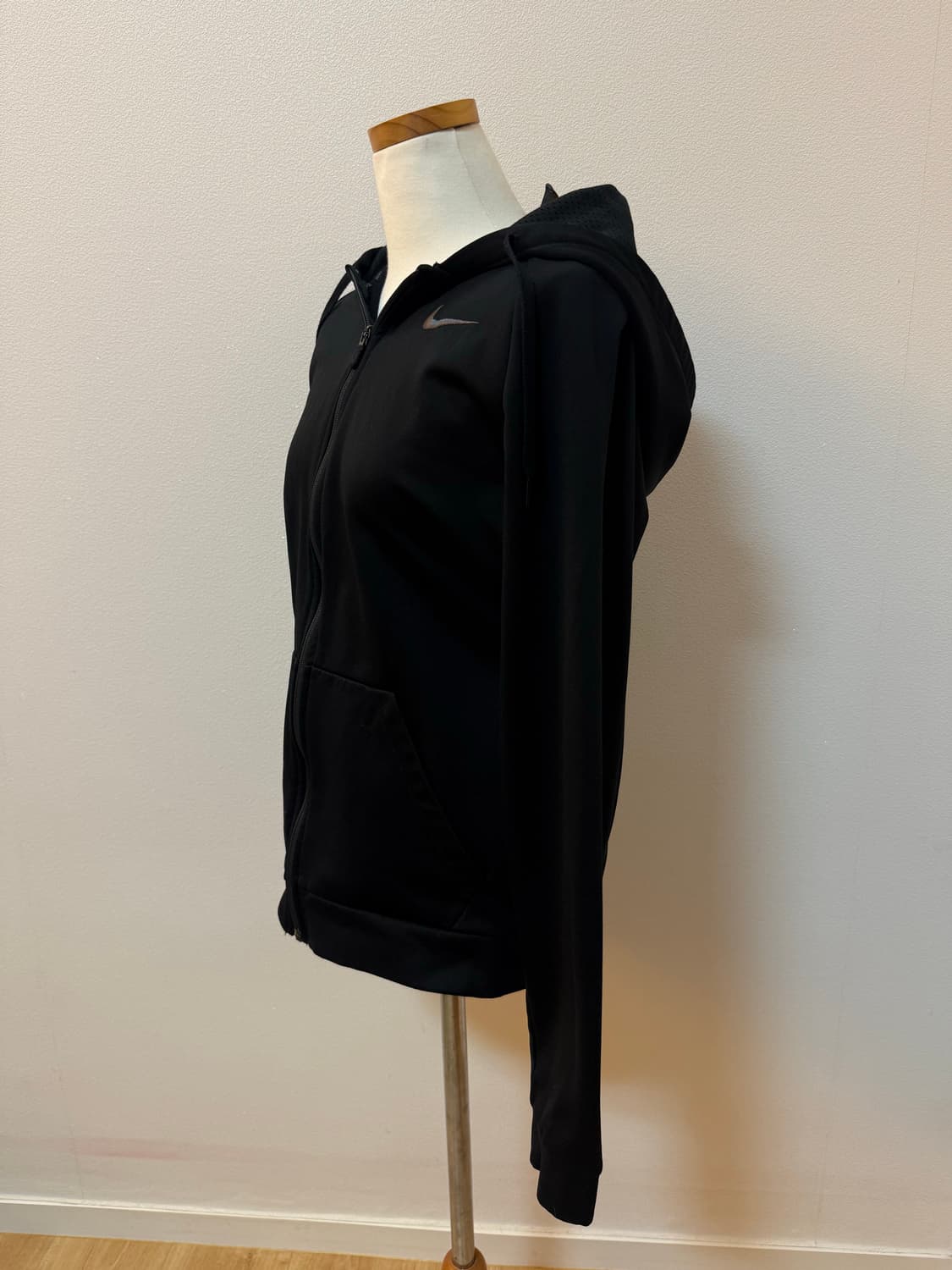 나이키 (NIKE) 블랙 후드집업 상품이미지2