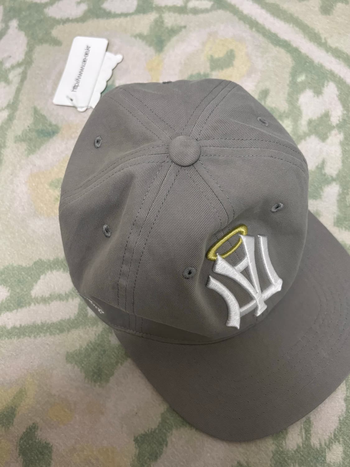 새상품 aeae 심볼 엔젤 윙 캡 상품이미지5