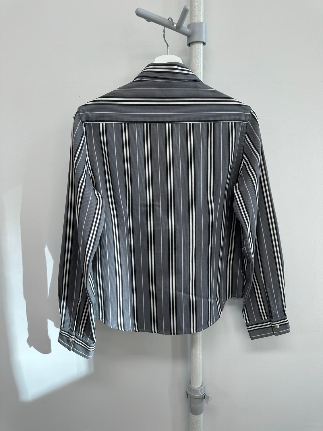 버버리 스냅버튼 스트라이프 셔츠 상품이미지7