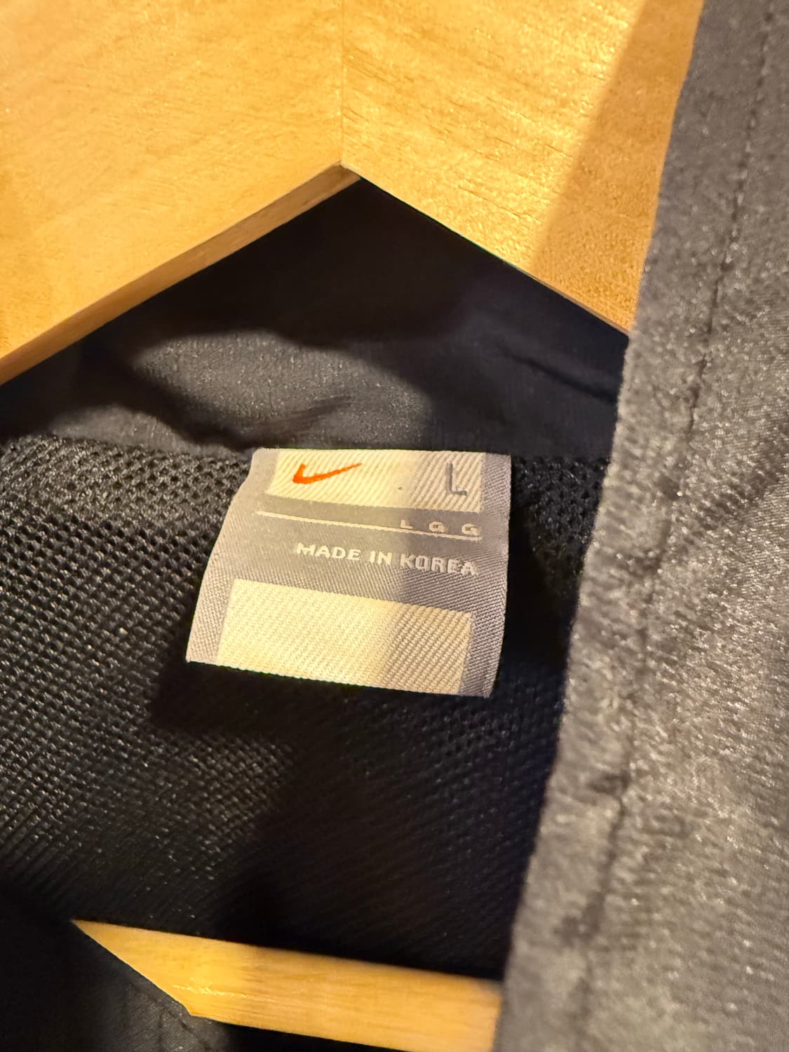 나이키 검빨 바람막이 상품이미지2