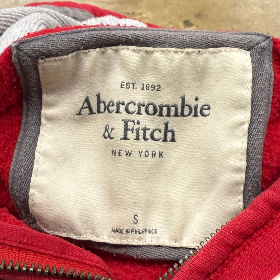 아베크롬비 레드 후드집업 상품이미지5