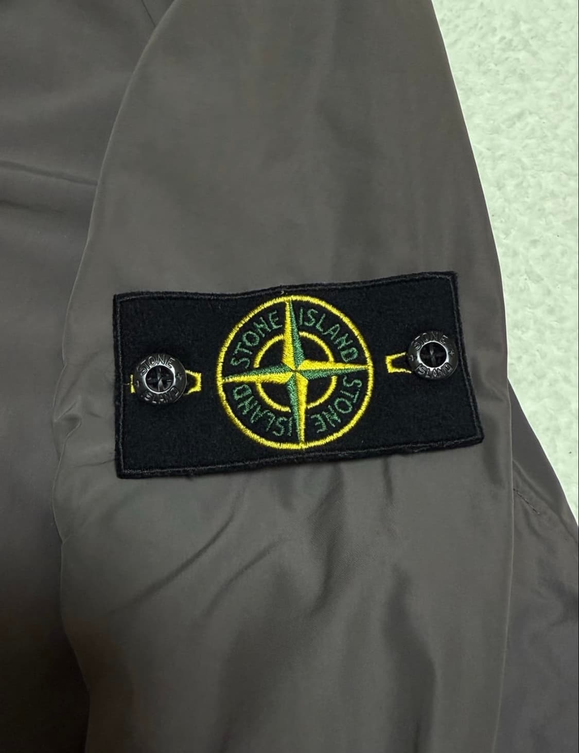 스톤아일랜드 마이크로랩스 트렌치코트 상품이미지3