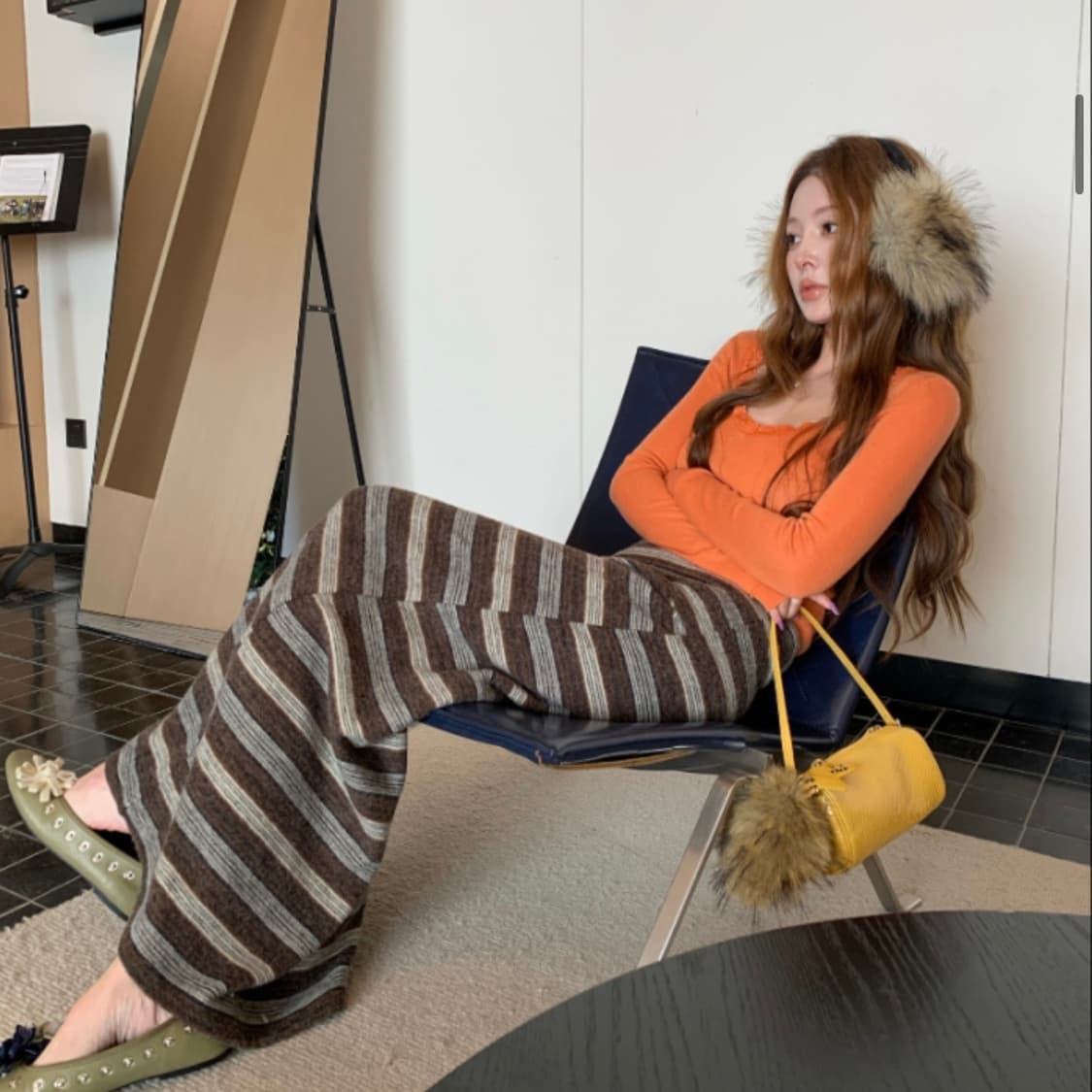 리마인드 레이스넥 니트, 스트라이프 스커트 세트 상품이미지3