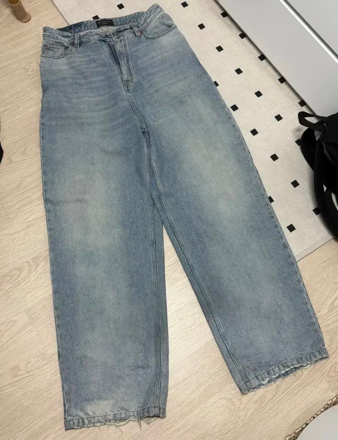 [M] 발렌시아가 풀업 데님 연청 상품이미지1
