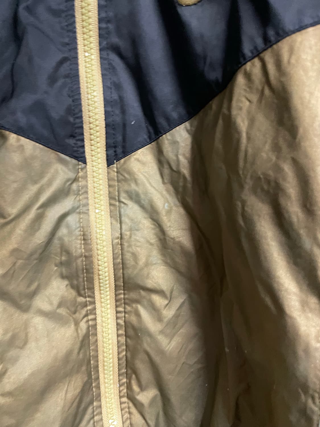 나이키 윈드브레이커 블랙/골드 바람막이 자켓 (m) 상품이미지5