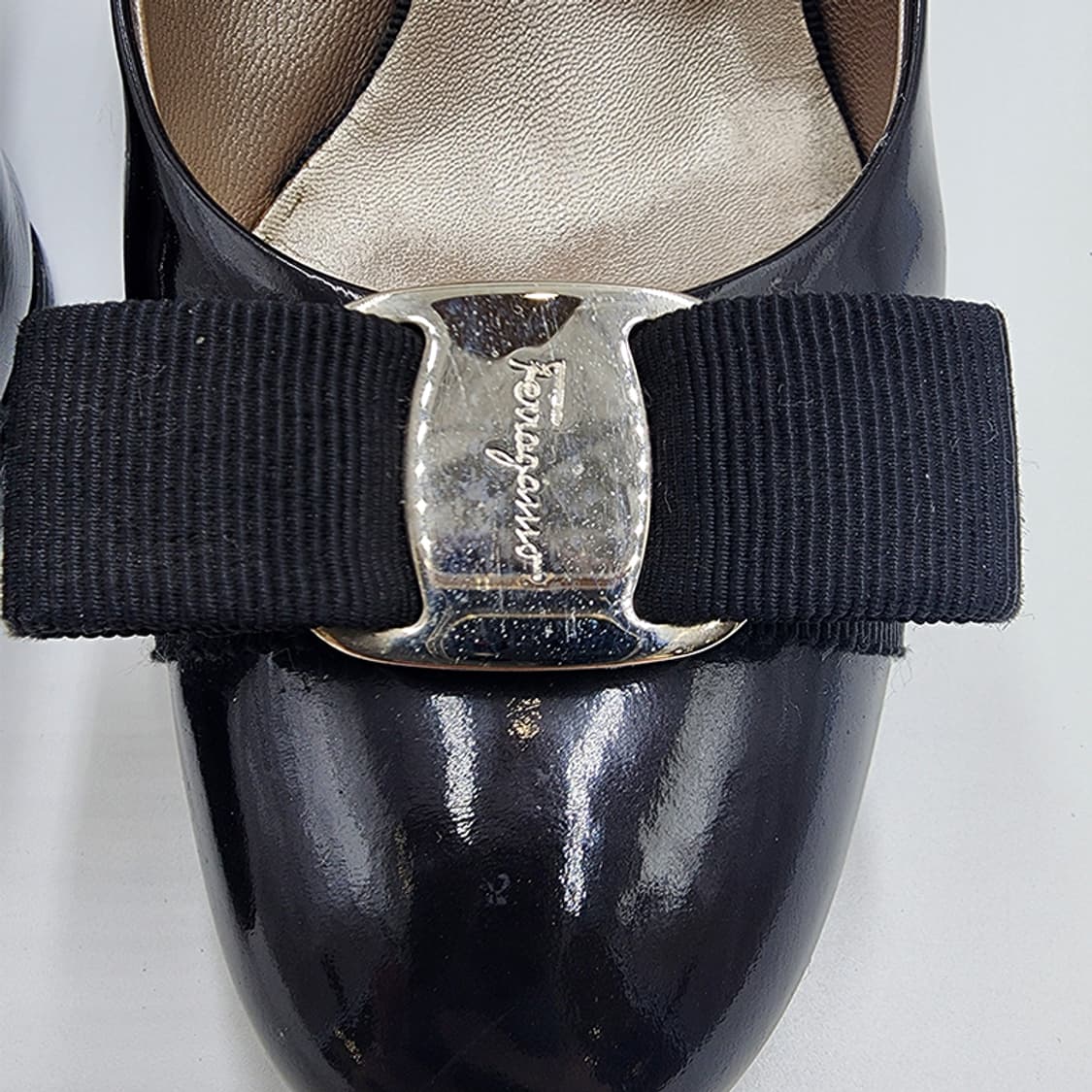 페라가모 바라 페이던트 힐 37 상품이미지5