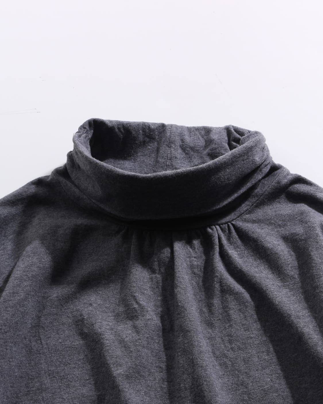 H-2715 Theoria 셔링 목티 상품이미지3