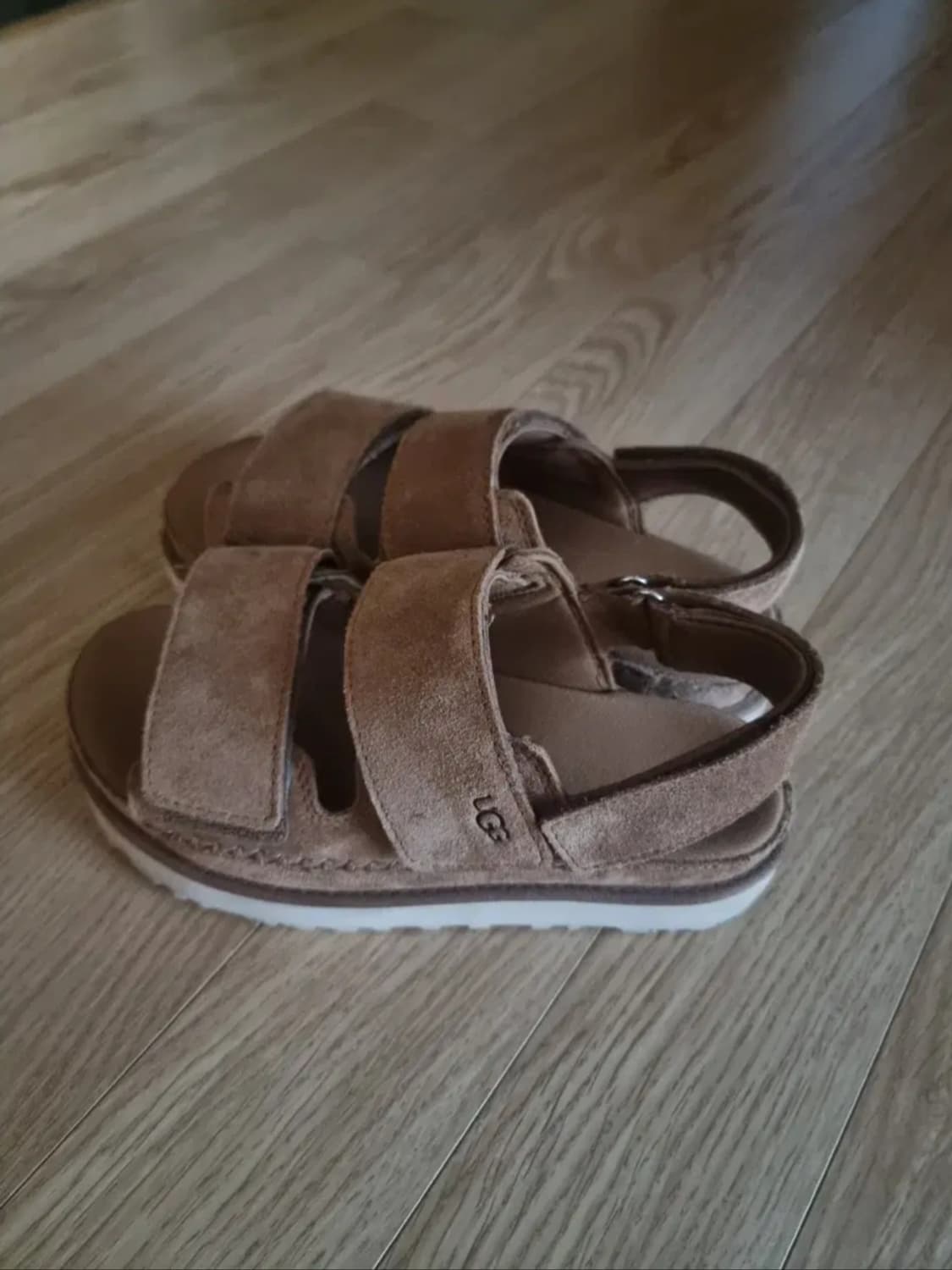 ugg w 골든스타 슬링백(225~230) 상품이미지3