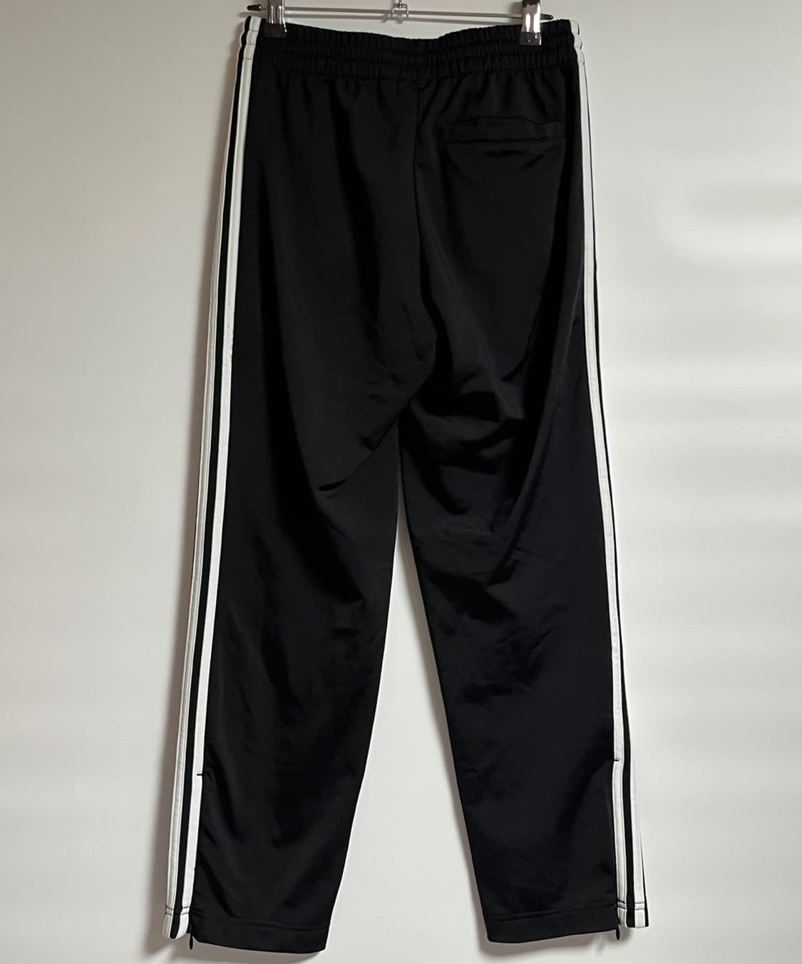 아디다스 파이어버드 검흰 트랙팬츠 아딜레늄 S 상품이미지5