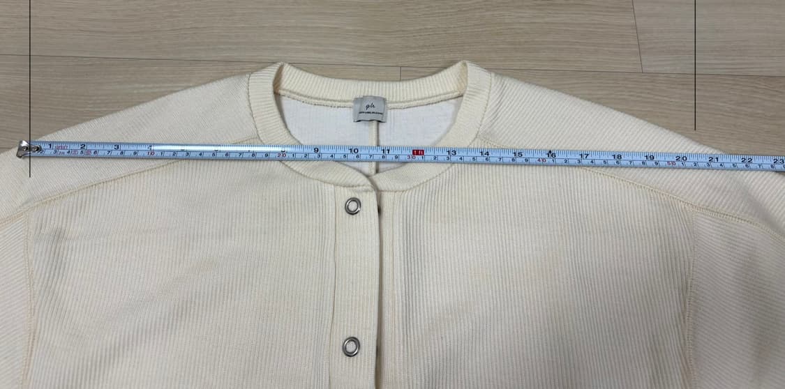 유나이티드 애로우즈 그린라벨 릴렉싱 라운드넥 가디건 아이보리 상품이미지8