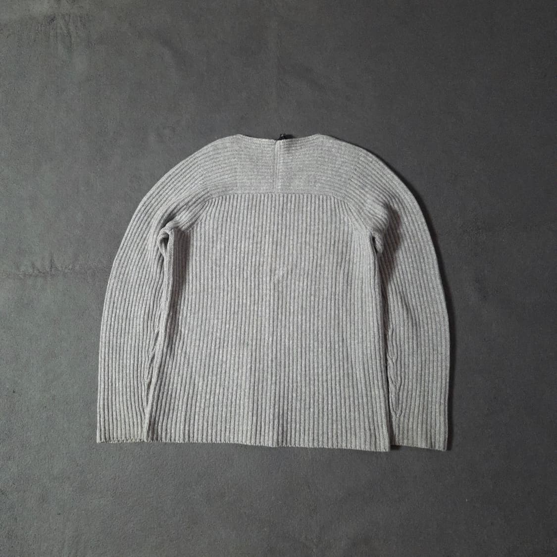 띠어리 여성 루즈핏 캐시미어 니트 M 상품이미지2