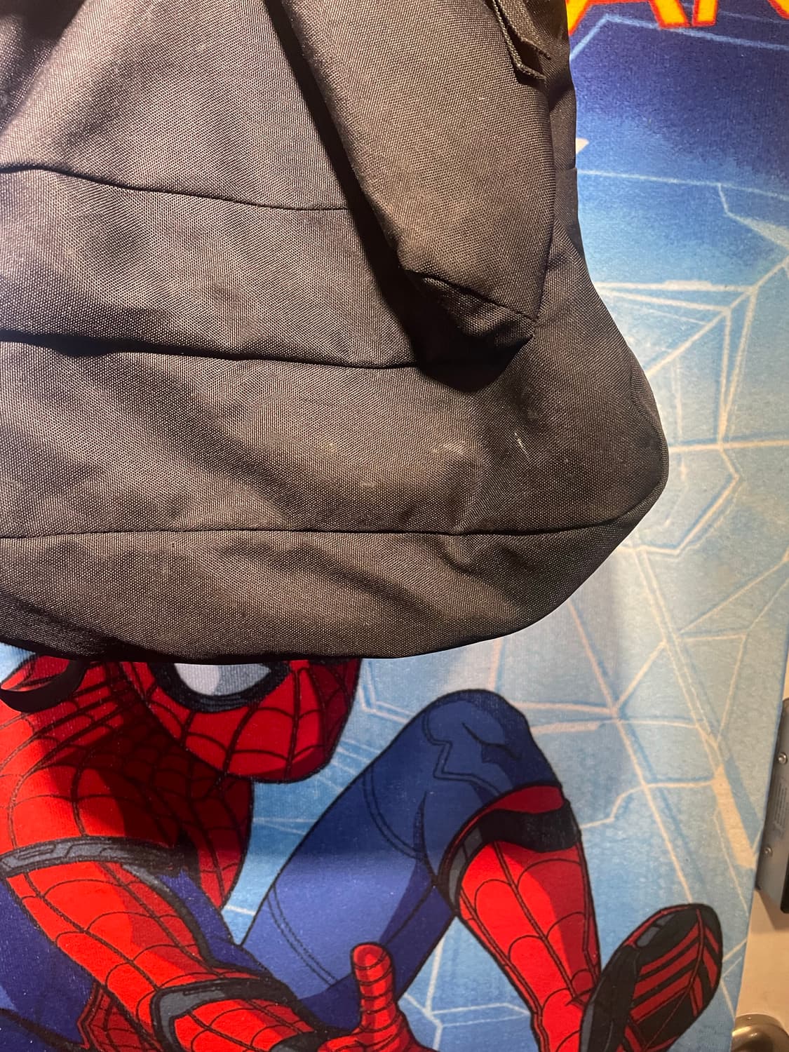 잔스포츠 백팩 검정  상품이미지2