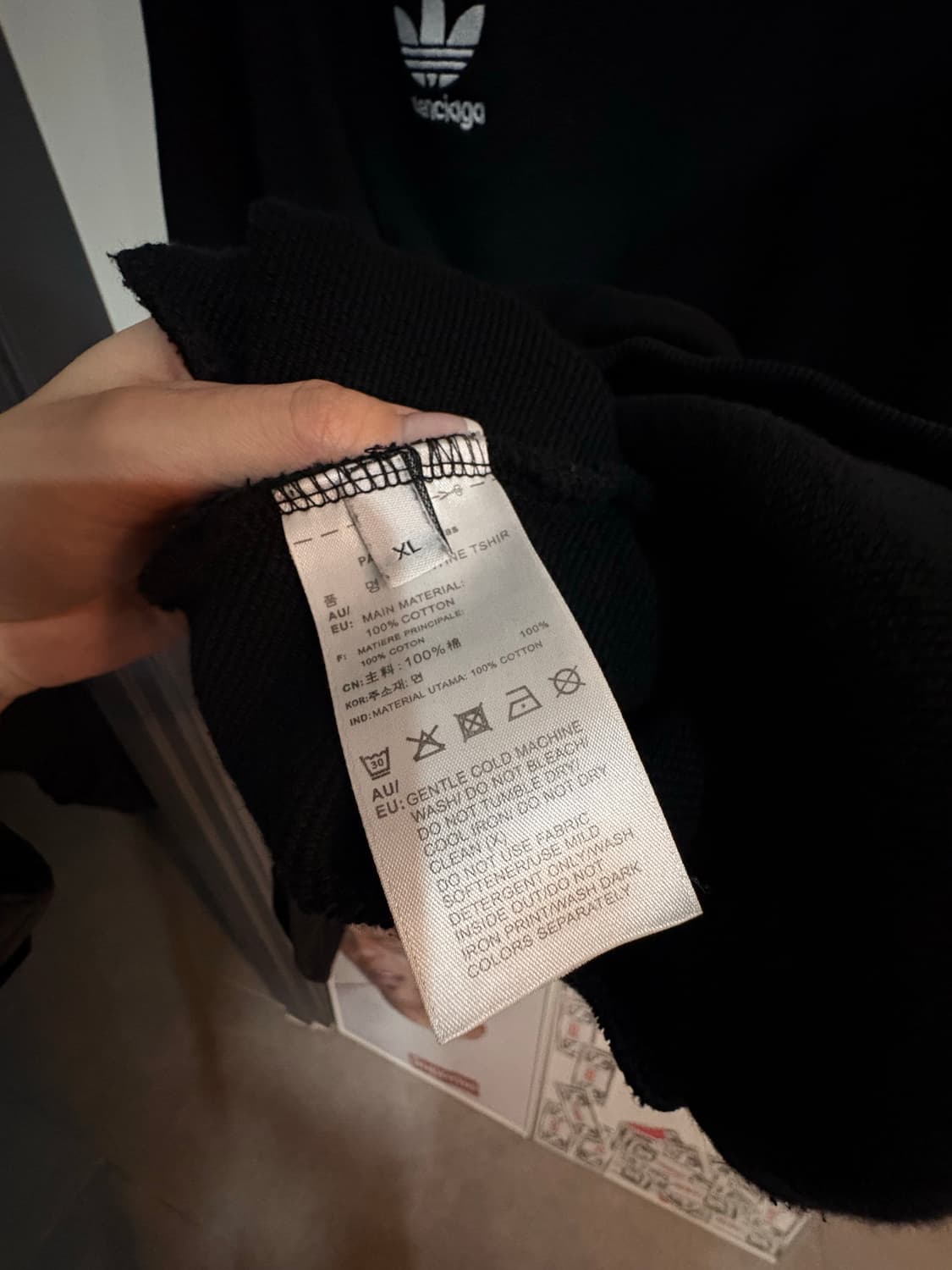 아디다스X발렌시아가 상품이미지3