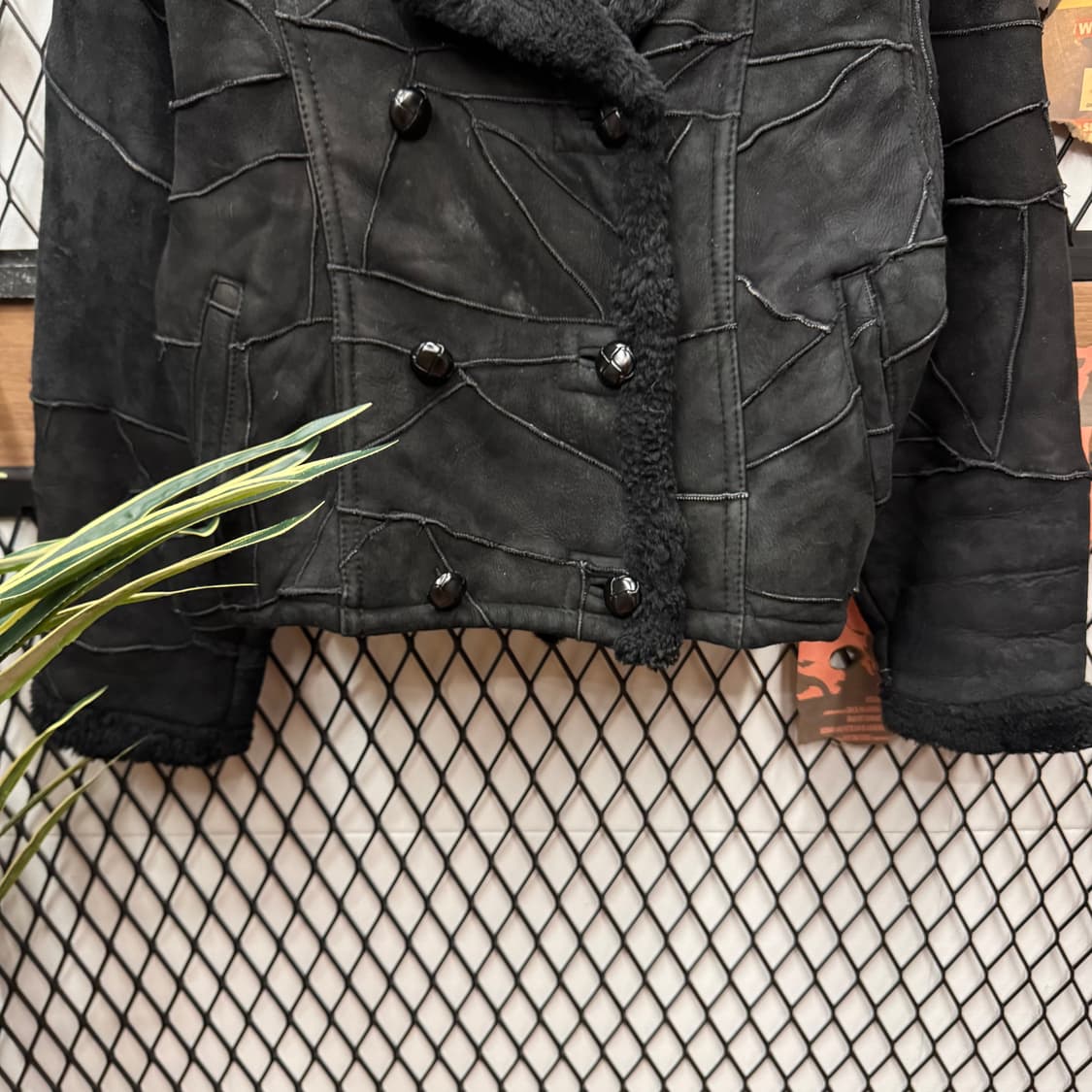 90s ROOTS 루츠 빈티지 크롭 스웨이드 퍼자켓 블랙 상품이미지4