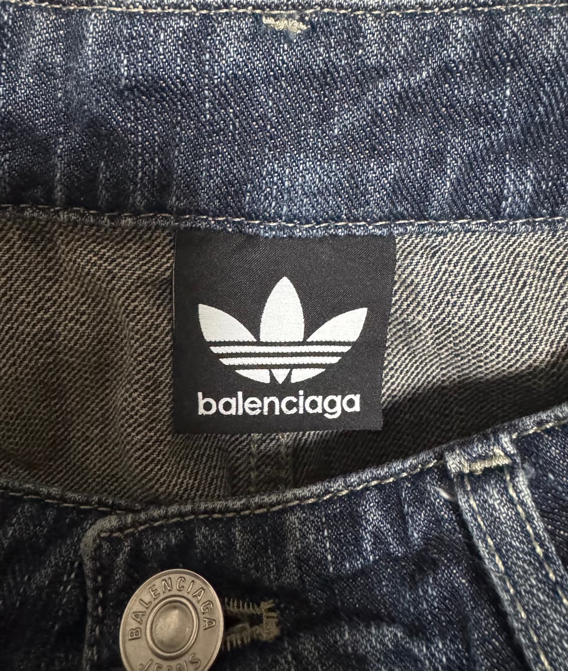 [S] 발렌시아가 아디다스 데님 배기 팬츠 중청 상품이미지2