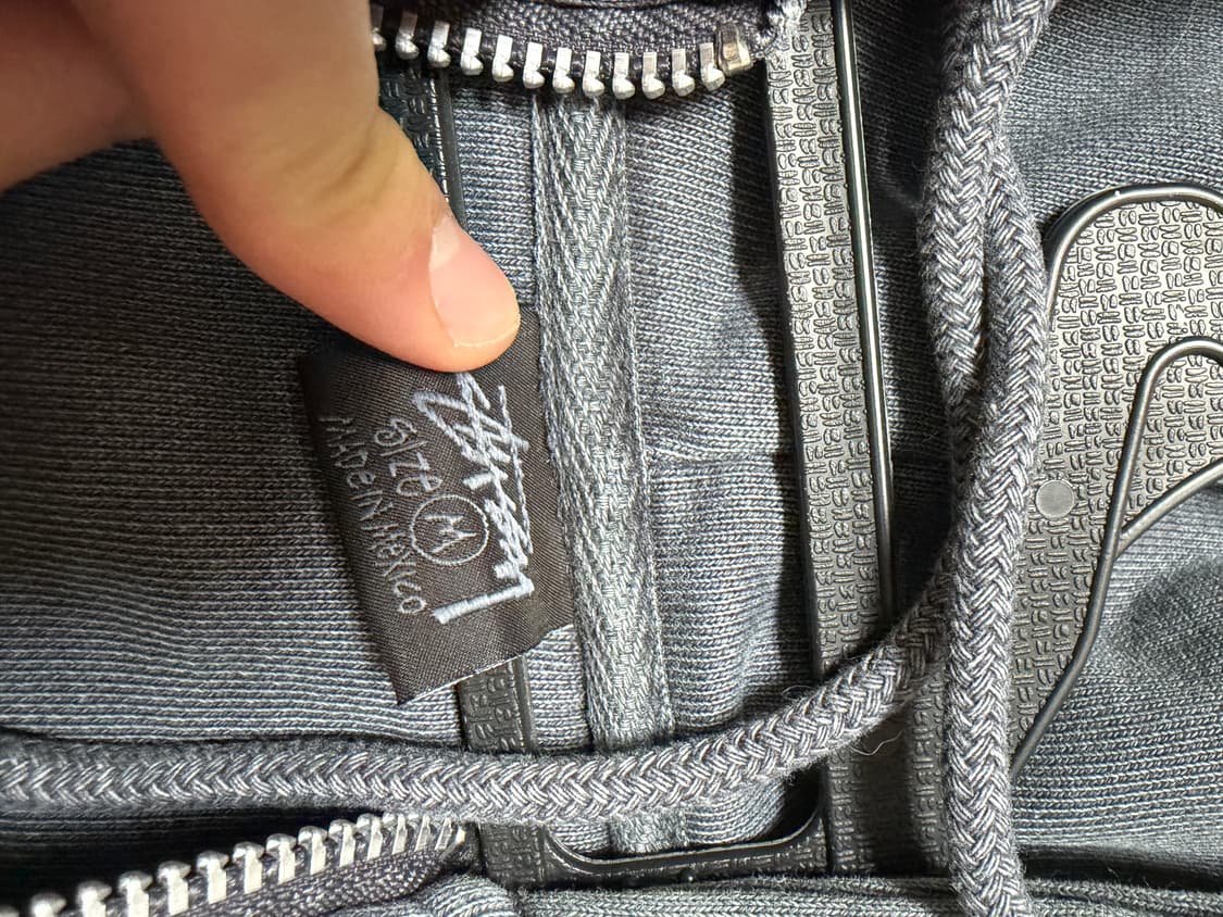 스투시8볼 피그먼트 후드집업 상품이미지2