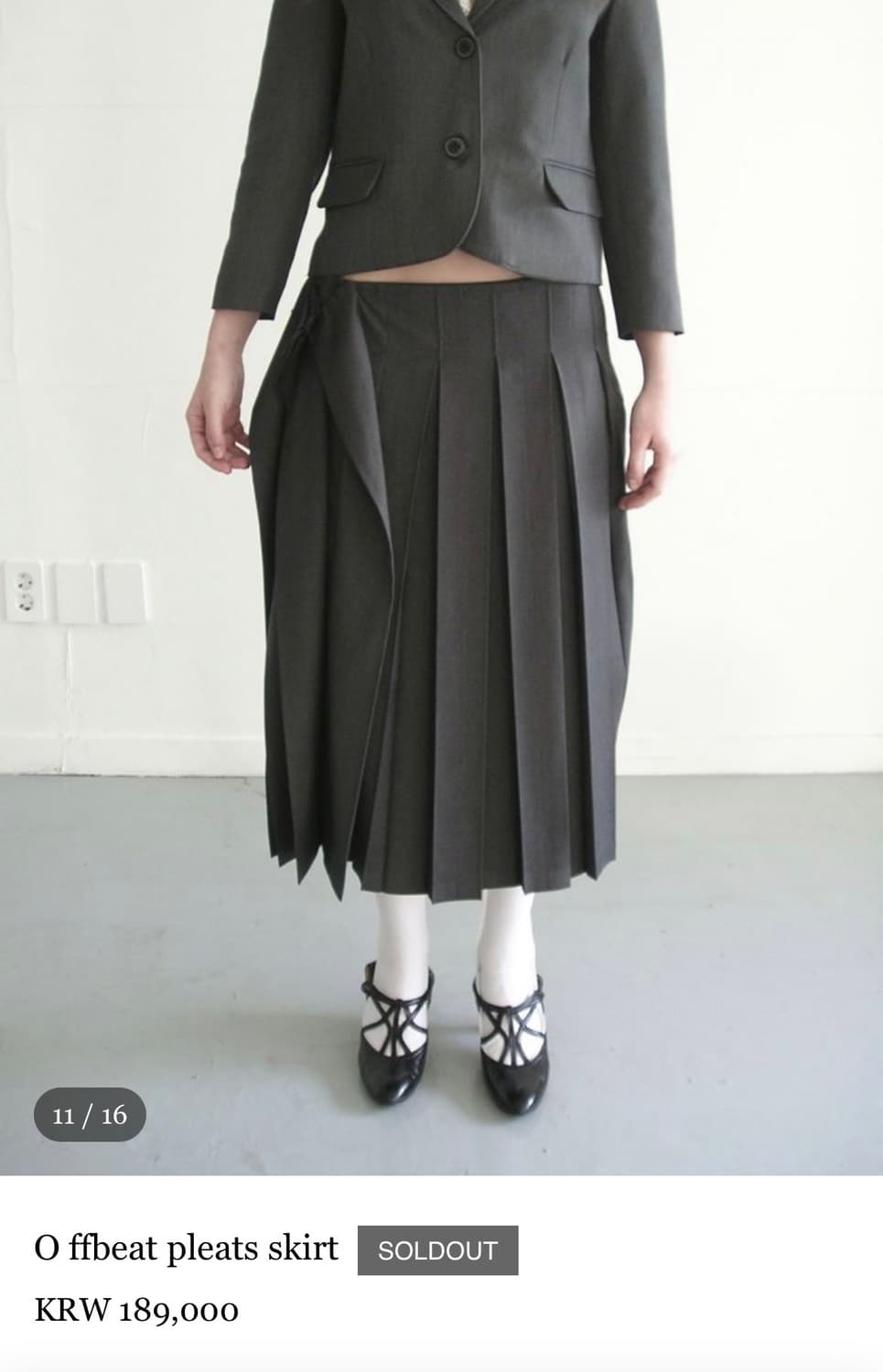 [새상품] eonts 에옹쓰 24 O ffbeat pleats skirt 상품이미지4